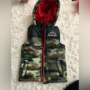 Enyce camouflage baby bubble vest 24 months